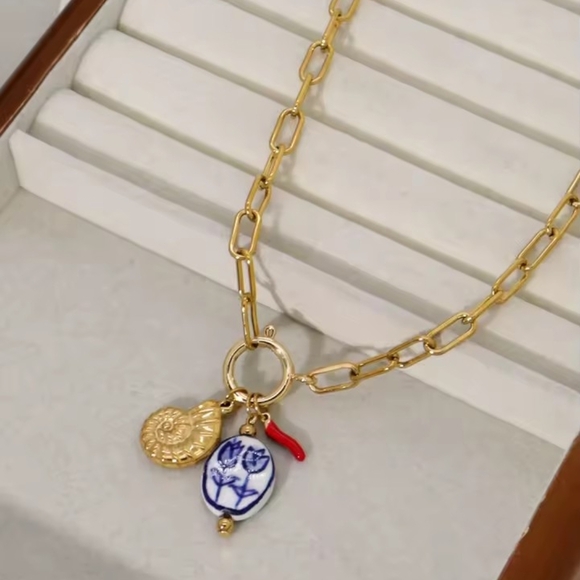 Jewelry - 18 KT Gold Over Titanium Necklace